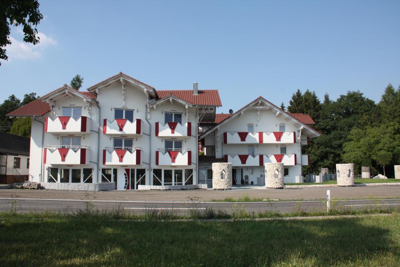 Zum Kreuzritter Wuestenrot Exterior photo